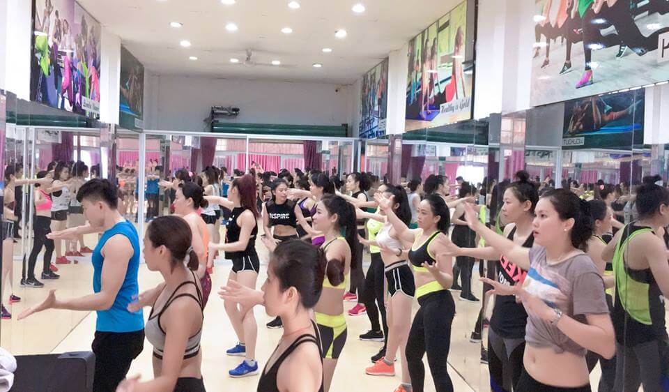 Sở hữu đường cong tuyệt hảo nhờ zumba fit và body combat
