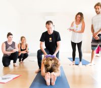 50 lời khuyên dành cho những giáo viên dạy yoga mới vào nghề!