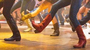 CÙNG TÌM HIỂU VỀ BỘ MÔN LINE DANCING