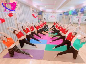 Tập Yoga mỗi ngày giúp cải thiện vóc dáng, giảm stress, ngủ ngon và tăng sự dẻo dai cho cơ thể.
