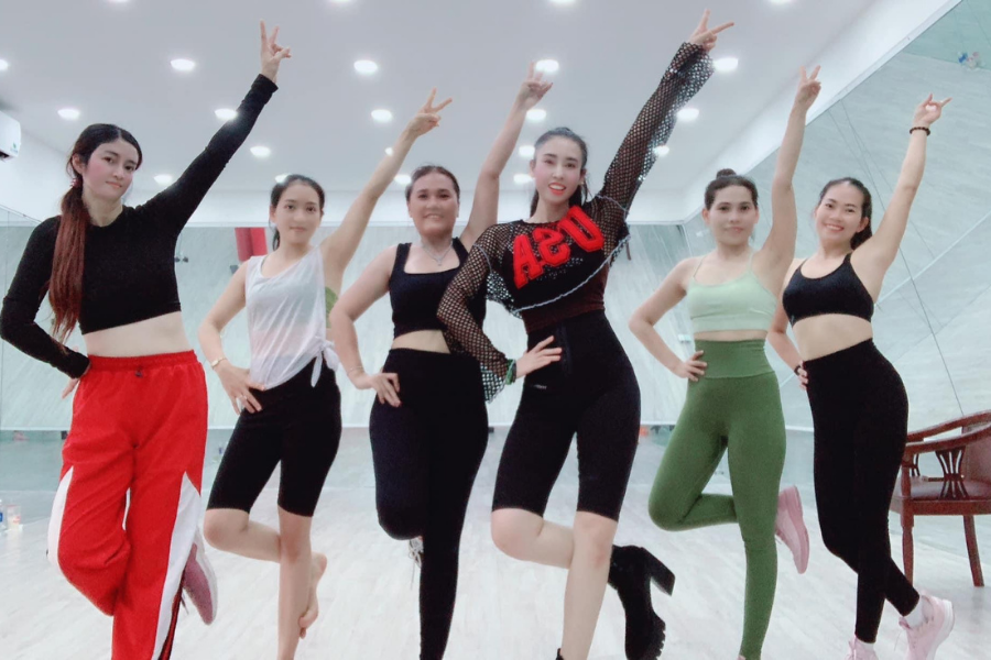 khóa học HLV aerobic khóa học HLV aerobic cho người mới tại Duyên Dáng Việt